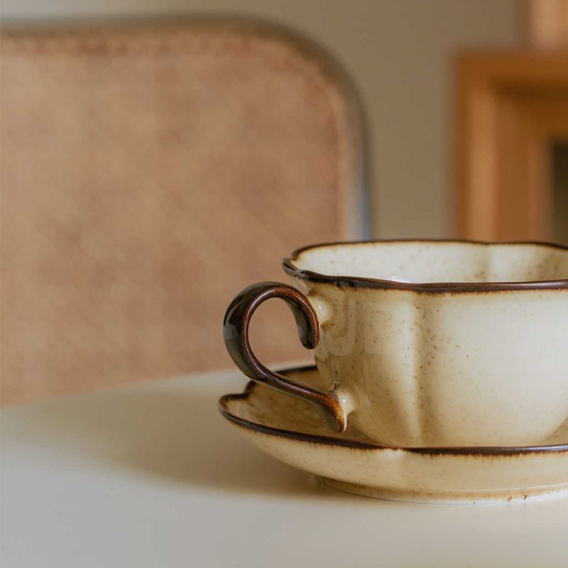 フランスのレトロなセラミックカッププレート、ユニークな下絵色 - Prefer Coffee To Tea のレビューと価格