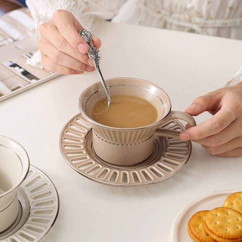 高級セラミックコーヒーカップ皿北欧ホームメイクコーヒーカップ - Coffee Tea Games のレビューと価格